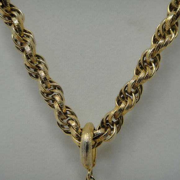 Tassel Necklace Gold Tone Rope Chain Pendant - Picture 5 of 7